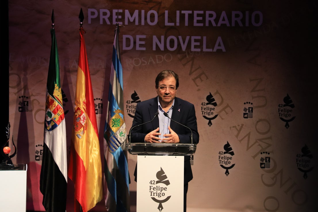 La gala del Felipe Trigo se celebró en el palacio de congresos con Sara Solomando como presentadora y la actuación de Marlango. 