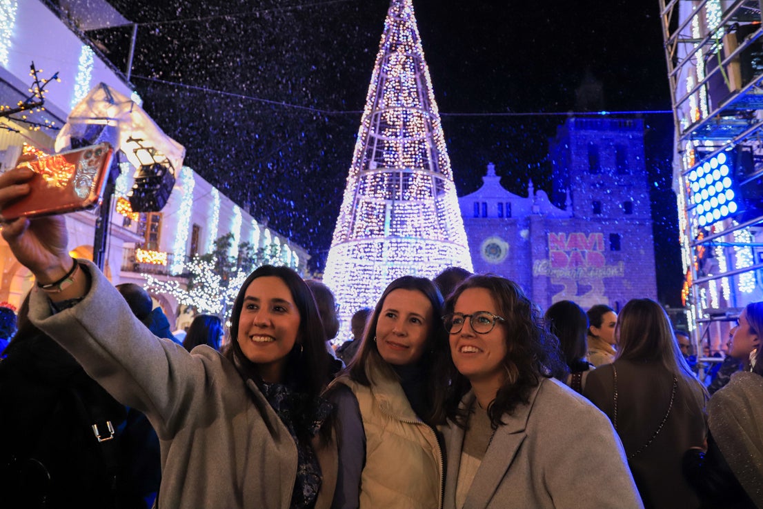 Villanueva de la Serena enciende su Navidad. 