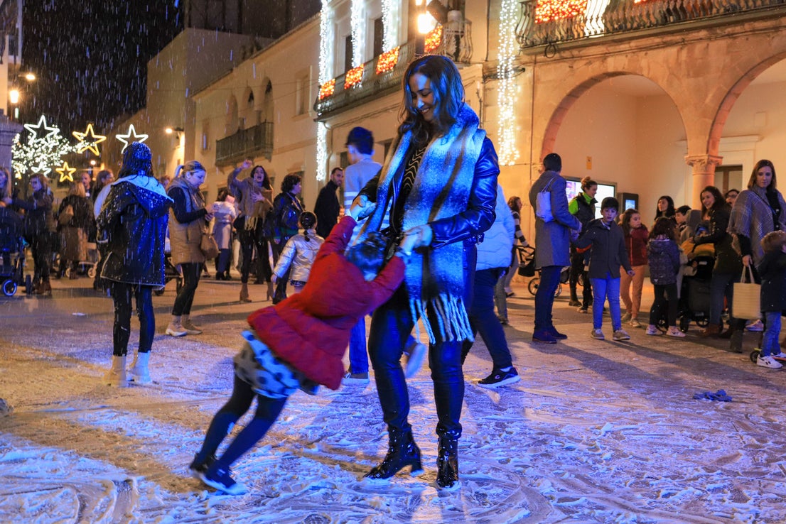 Villanueva de la Serena enciende su Navidad. 