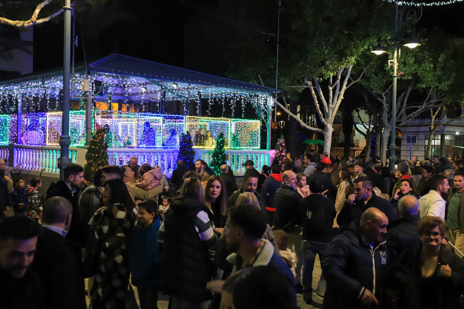 Villanueva de la Serena enciende su Navidad. 