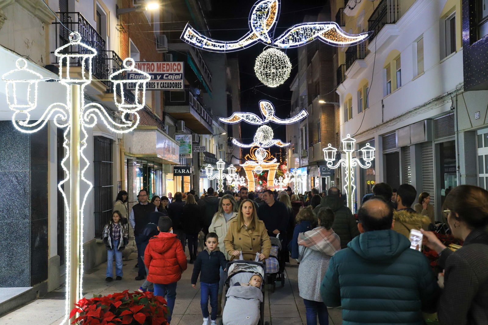 Villanueva de la Serena enciende su Navidad. 
