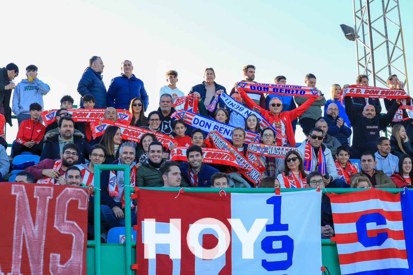 El Don Benito se llevó el derbi con un solitario gol de Pablo Rodríguez. 