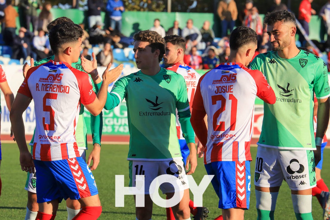 El Don Benito se llevó el derbi con un solitario gol de Pablo Rodríguez. 