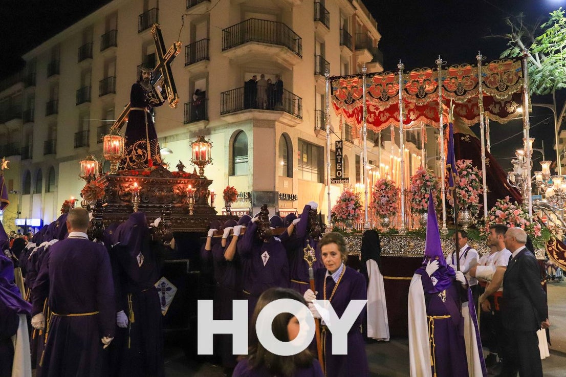 Villanueva arropa las procesiones de Semana Santa