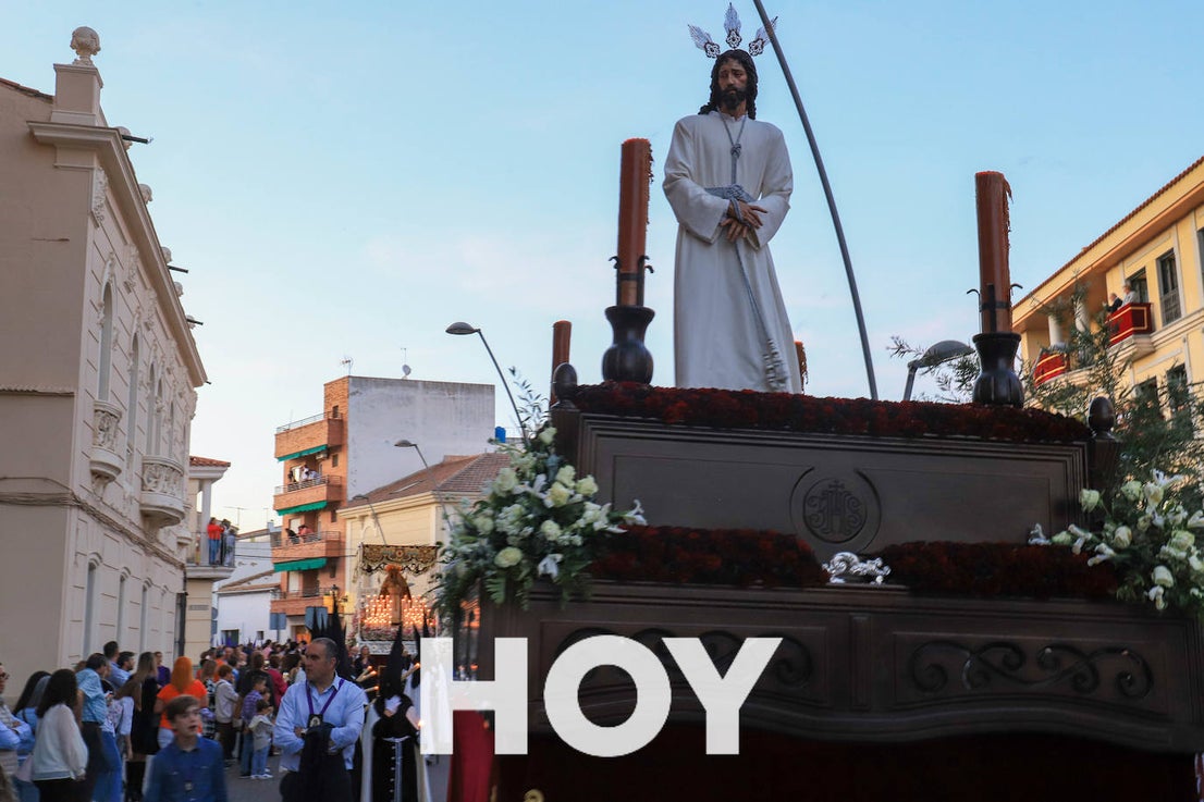 Villanueva arropa las procesiones de Semana Santa