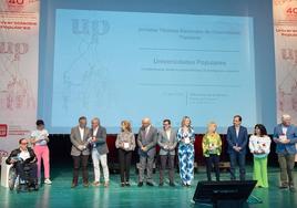 Entrega de reconocimientos a los presidentes de la FEUP