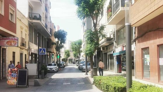 La calle Antonio Maura estrena una iluminación más eficiente
