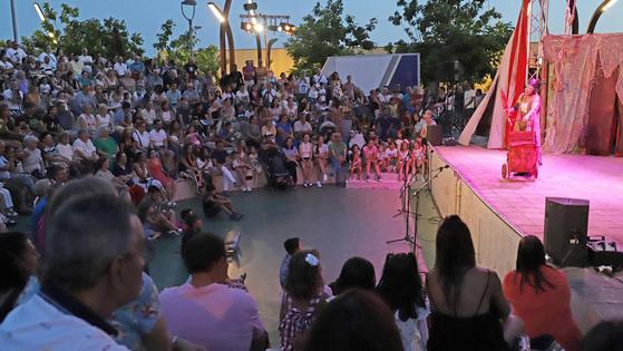 El teatro en la calle vuelve a ser una propuesta irresistible