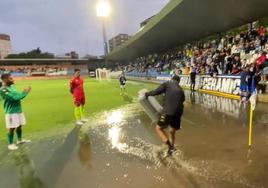 Pajuelo y Álex Lázaro recibieron los aplausos de la afición del Talavera.