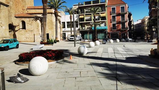 La zona centro reabre al tráfico tras su remodelación