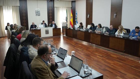 El Ayuntamiento aprueba un presupuesto de 24,8 millones