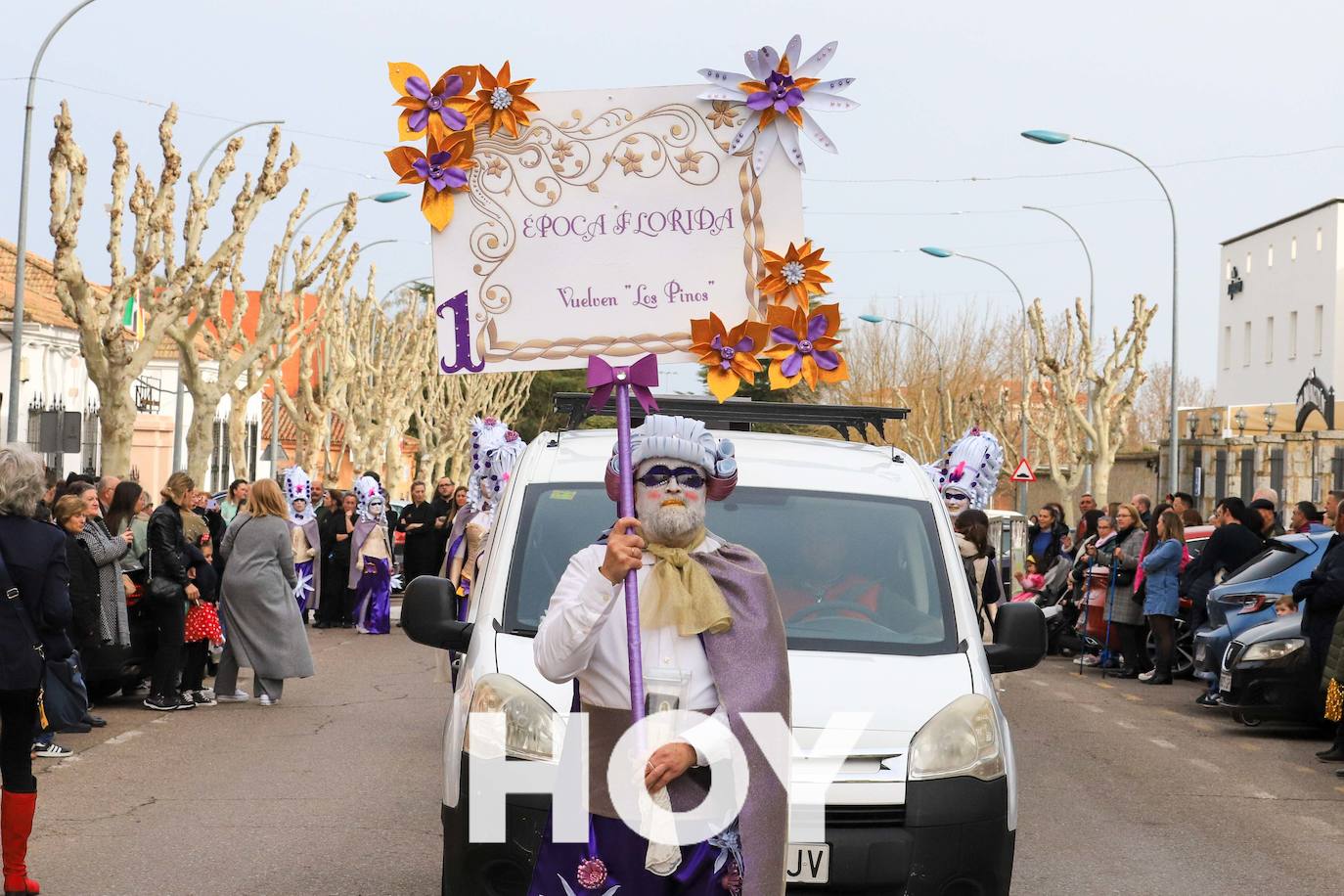 El desfile se celebró este sábado con final en la plaza de España. 
