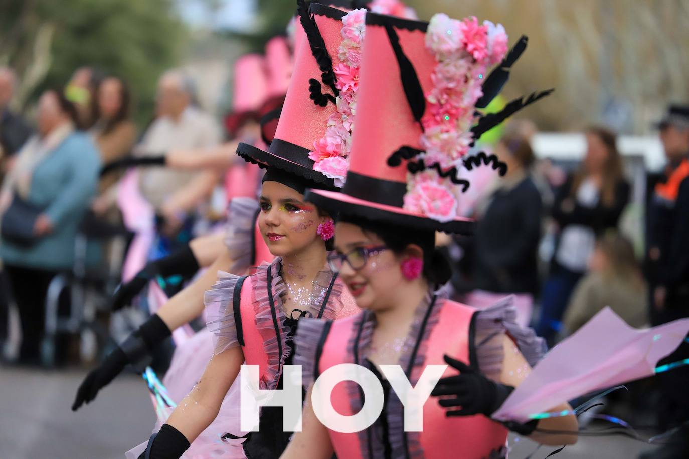 El desfile se celebró este sábado con final en la plaza de España. 