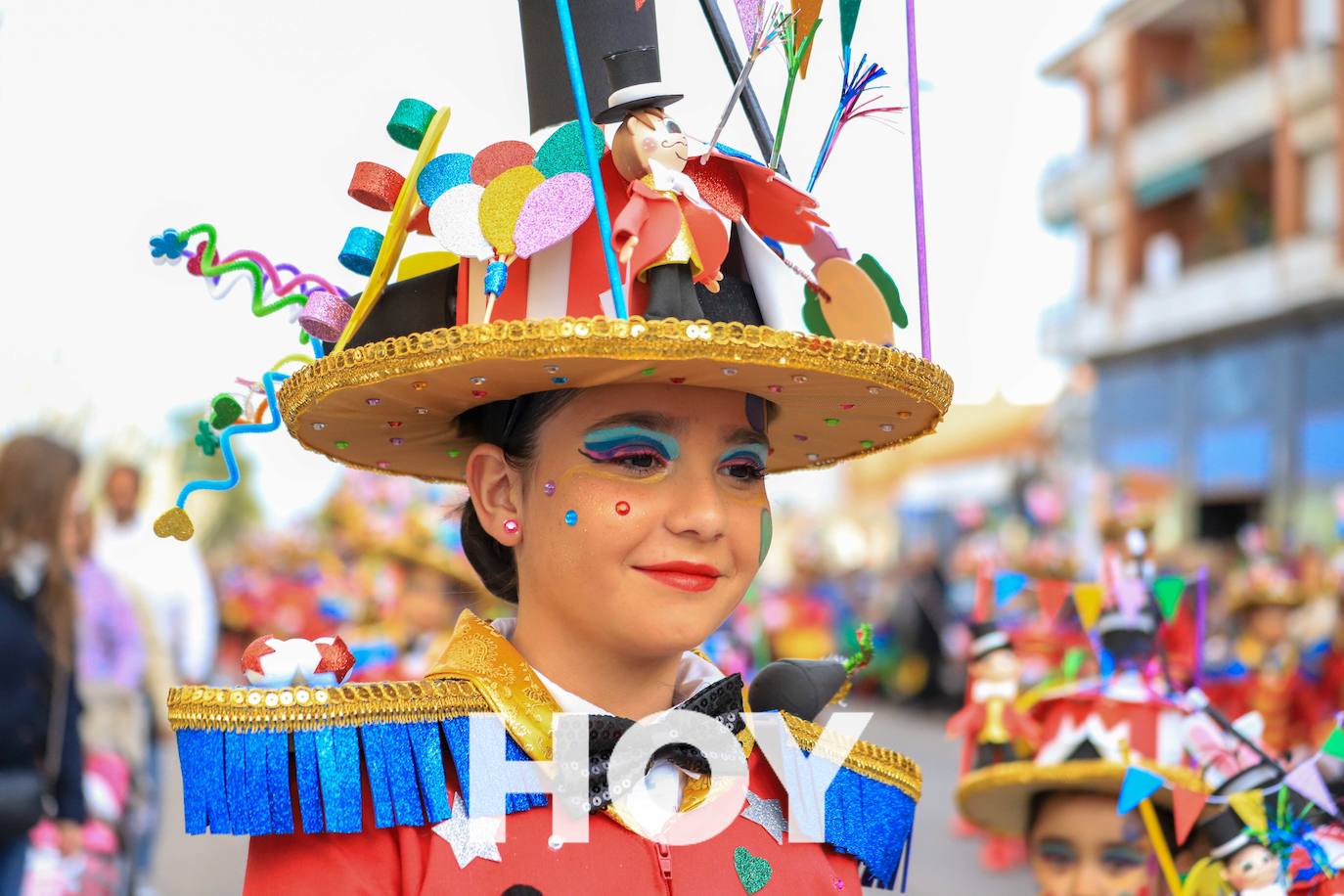 El desfile se celebró este sábado con final en la plaza de España. 