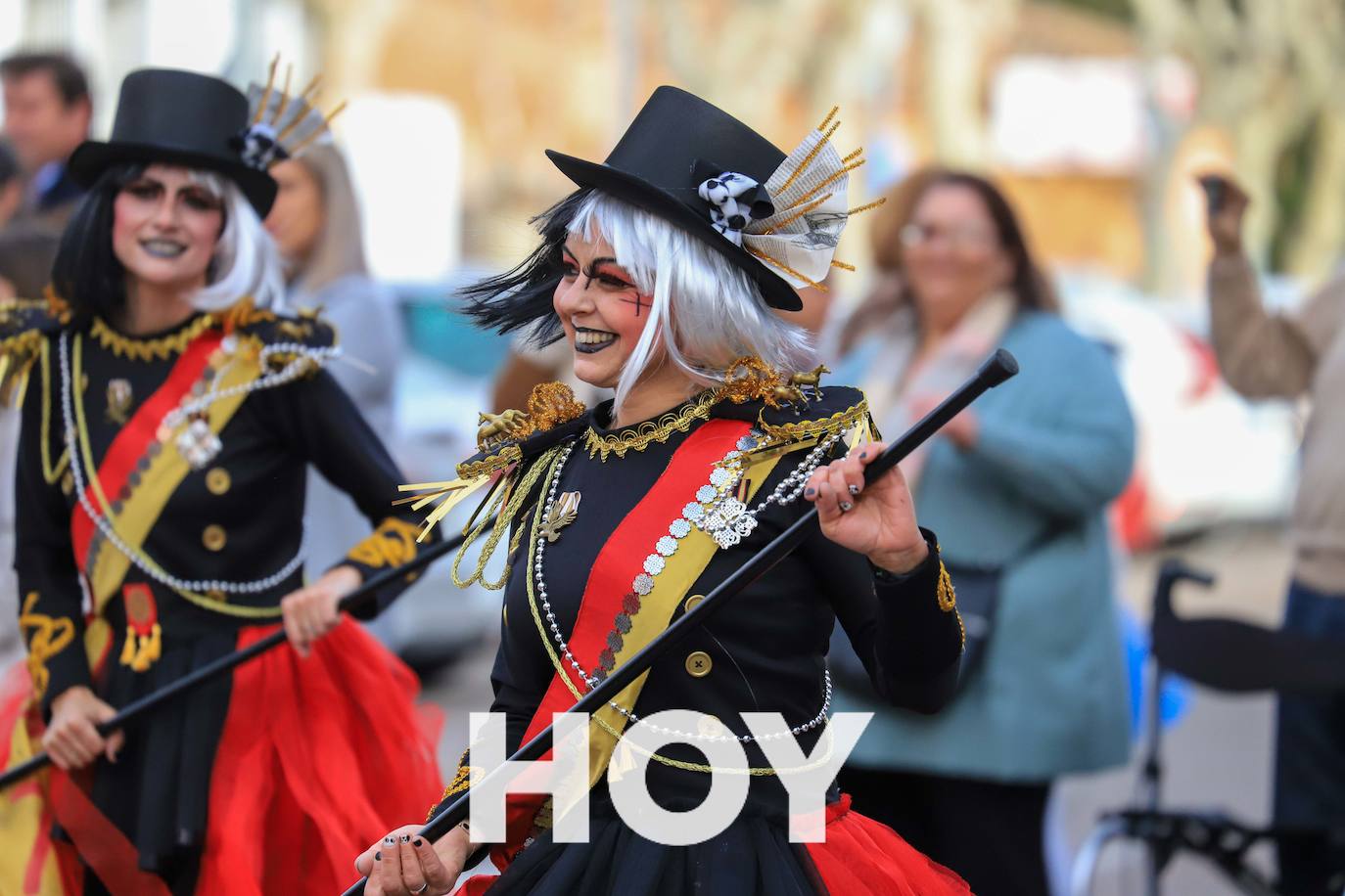 El desfile se celebró este sábado con final en la plaza de España. 