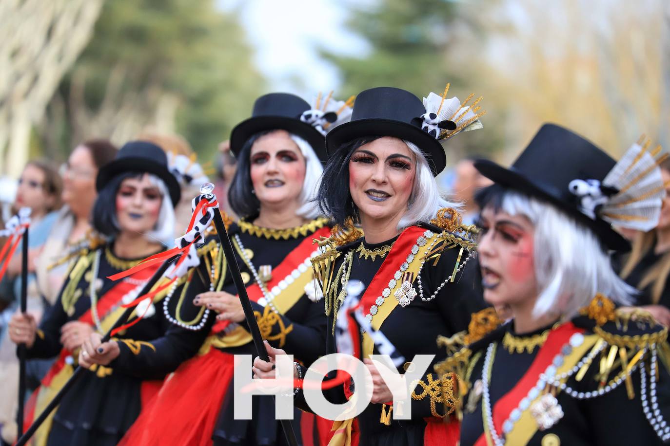 El desfile se celebró este sábado con final en la plaza de España. 