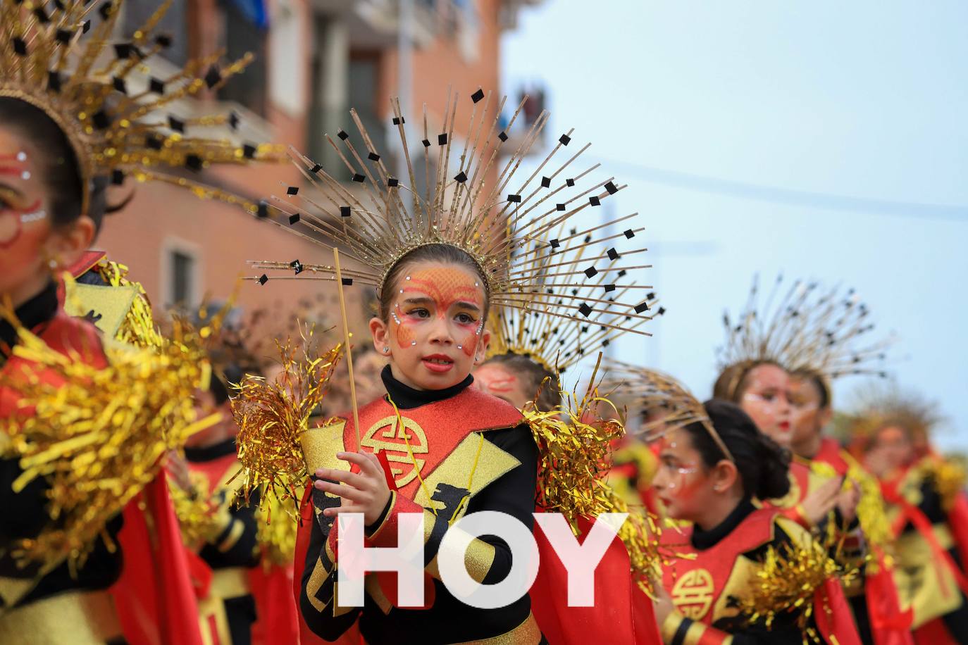 El desfile se celebró este sábado con final en la plaza de España. 