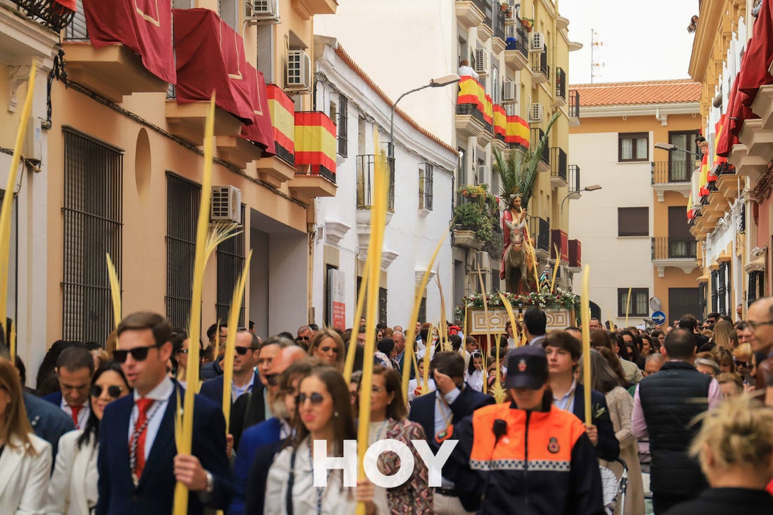 La Guapa y la Borriquita dan inicio a la Semana Santa villanovense