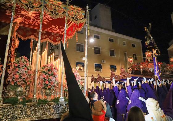 Se suspende por la lluvia la procesión del 'Encuentro' de este Jueves Santo