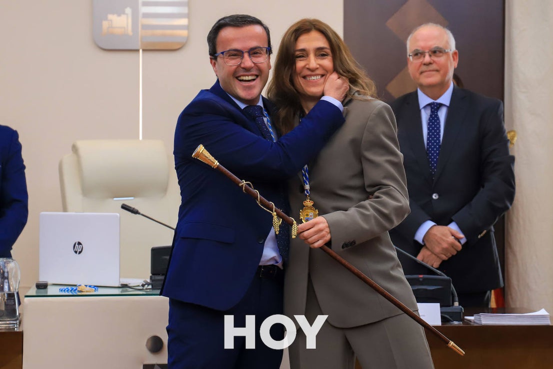 Ana Belén Fernández ya es la alcaldesa de Villanueva