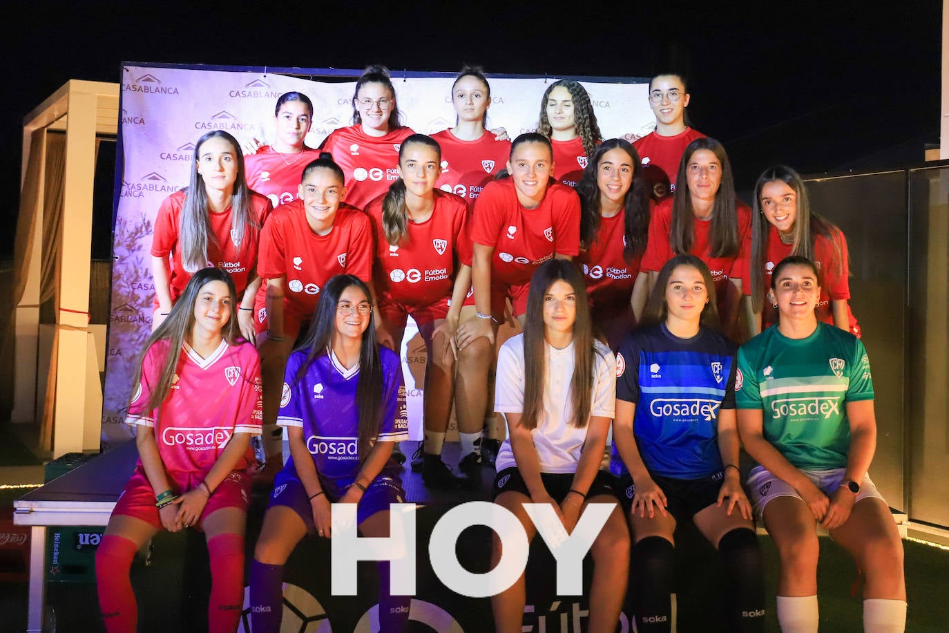 El Villanovense presenta sus nuevas armaduras de Soka