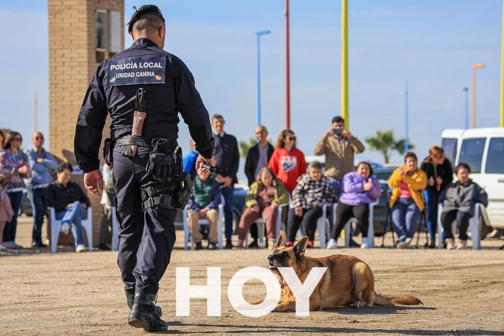 La Policía Local presume de su Unidad Canina en su 175º aniversario