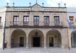 La UCO también entró en el Ayuntamiento de Villanueva de la Serena