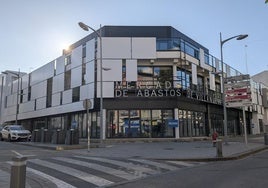 El renovado mercado de abastos es uno de los ejes de acción.