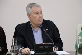 «Nos gobiernan unos manirrotos e incompetentes»