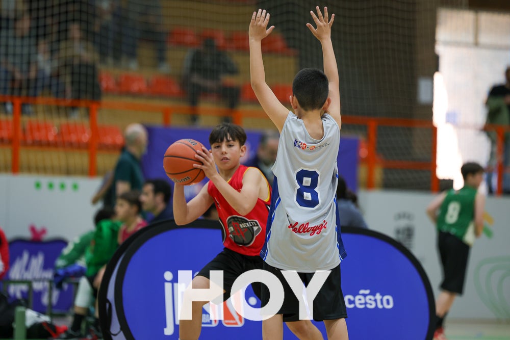 Los más pequeños juegan por un día en la NBA