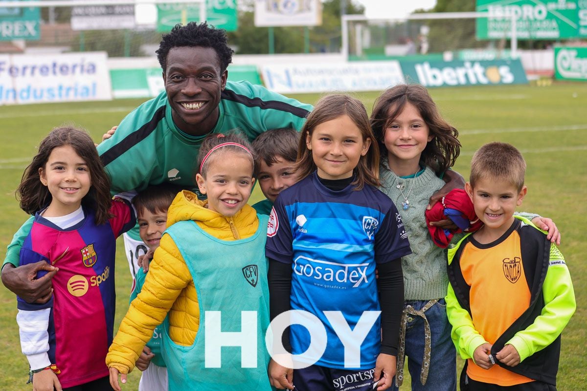 Imágenes del triunfo vital del Villanovense contra el Granada B