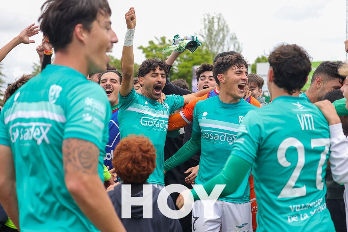 Imágenes del triunfo vital del Villanovense contra el Granada B