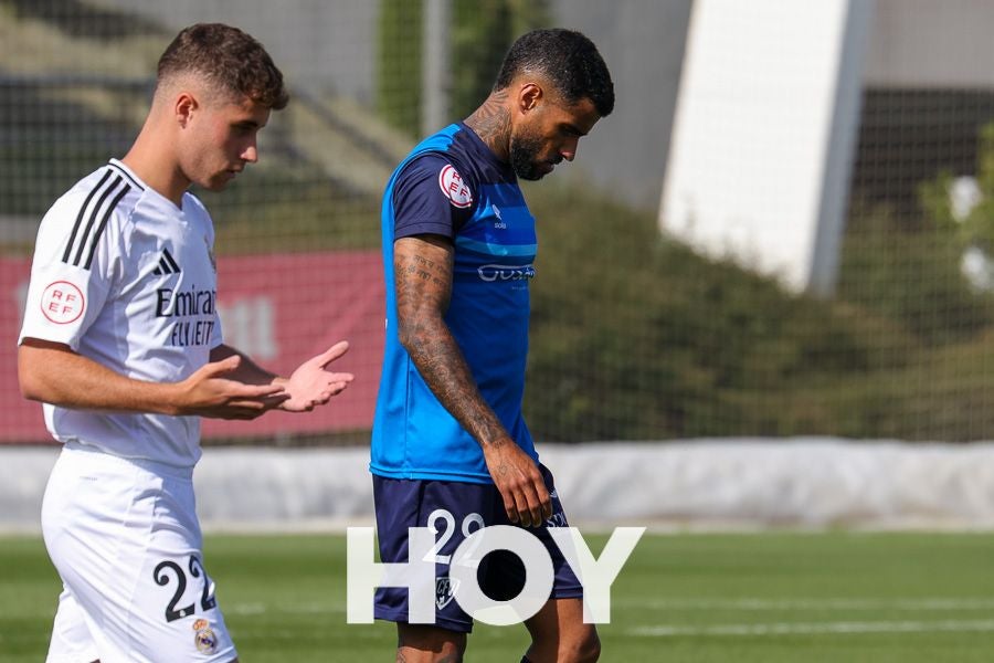 Las imágenes de la derrota del Villanovense contra el Madrid C