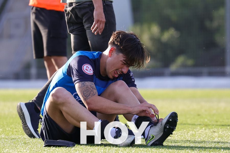 Las imágenes de la derrota del Villanovense contra el Madrid C
