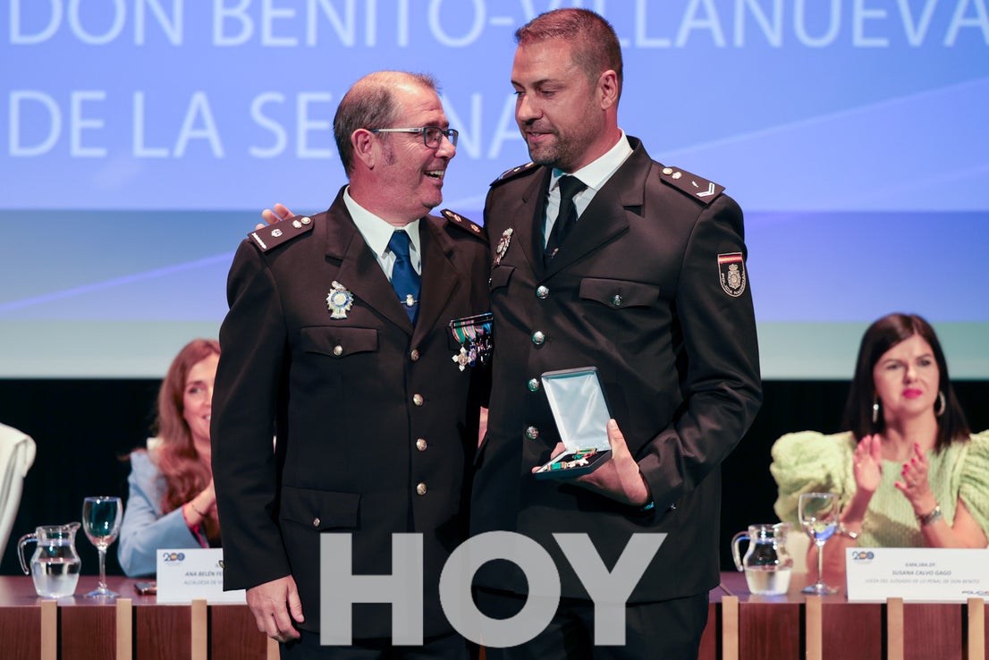 Celebración de los Ángeles Custodios en la comisaría Don Benito - Villanueva