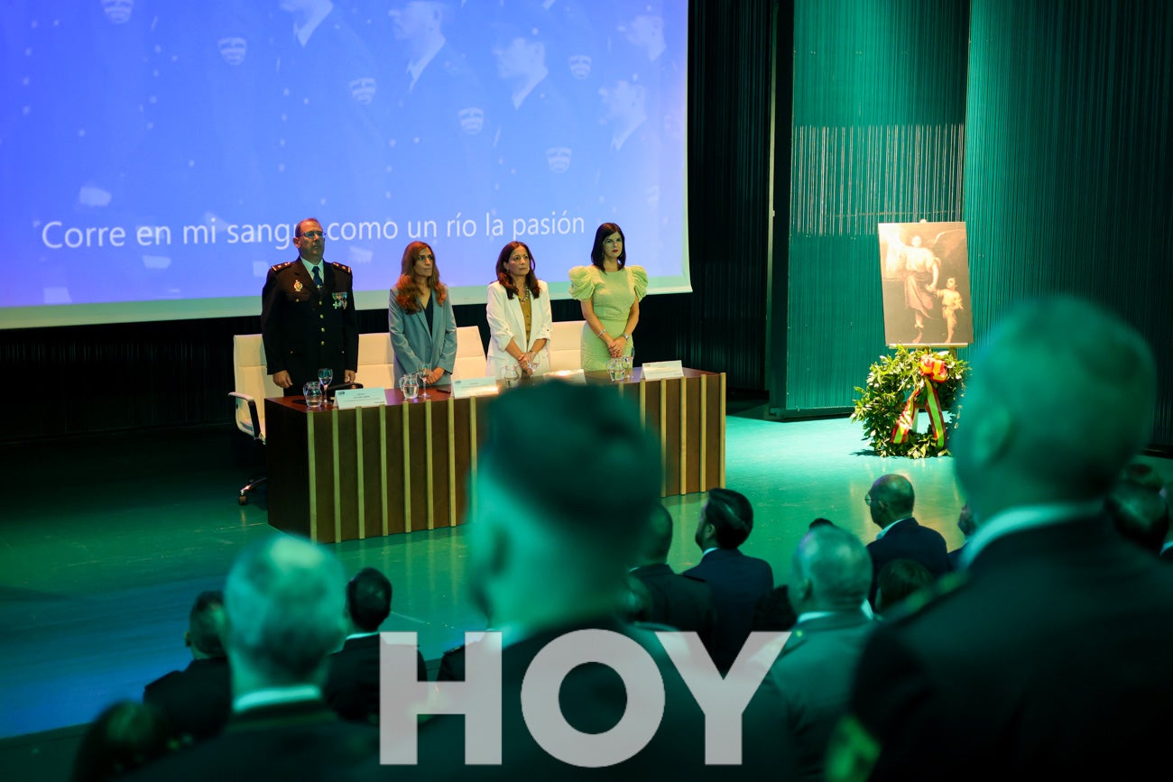 Celebración de los Ángeles Custodios en la comisaría Don Benito - Villanueva