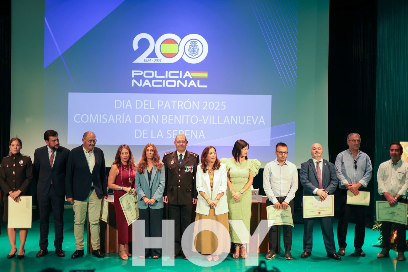 Celebración de los Ángeles Custodios en la comisaría Don Benito - Villanueva