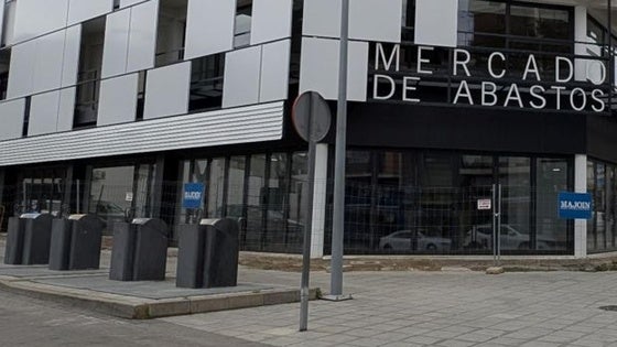 El Ayuntamiento destina 67.100 euros para reubicar los contenedores del Mercado de Abastos