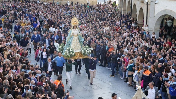 La petición de interés regional para la Semana Santa se complica