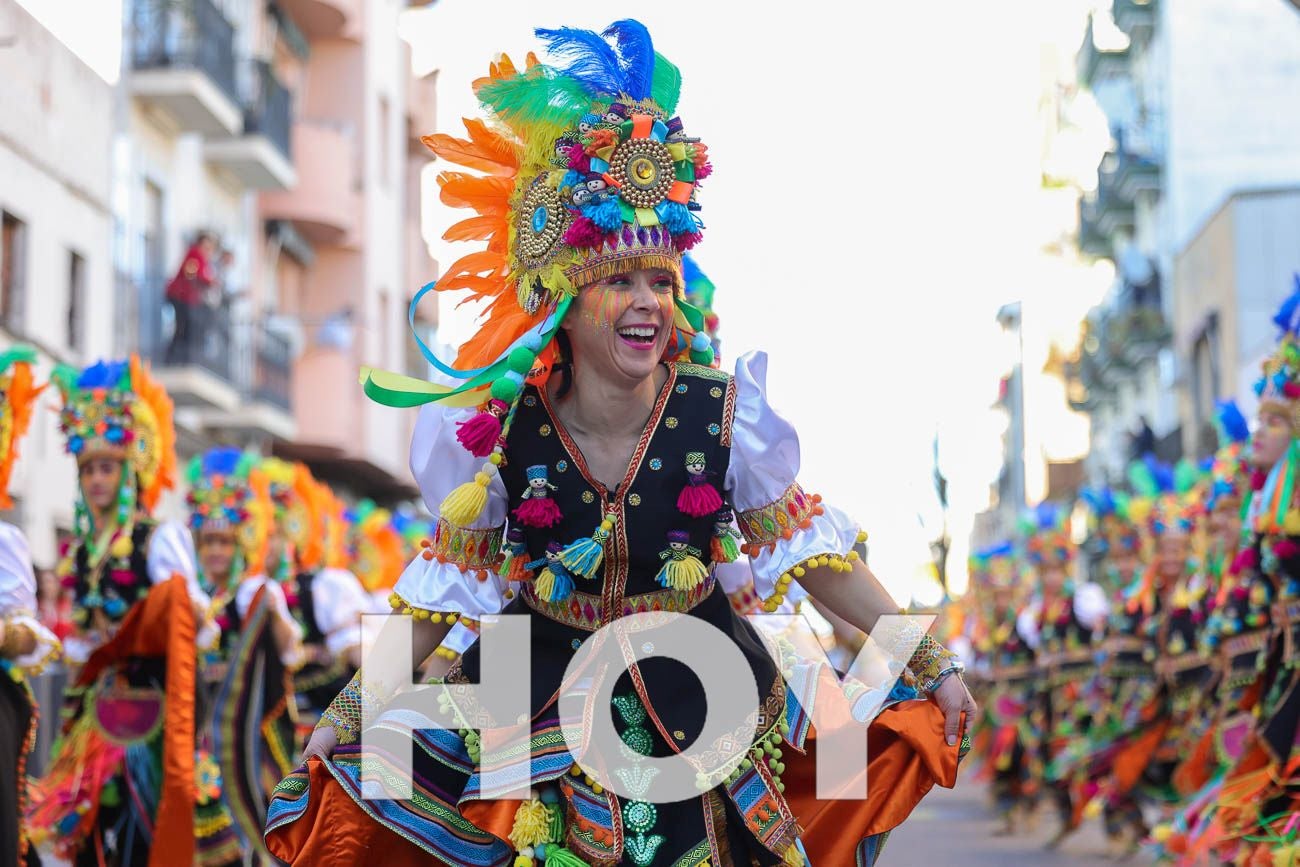 Fotos | Desfile de comparsas del Carnaval de Villanueva 2026 (I)