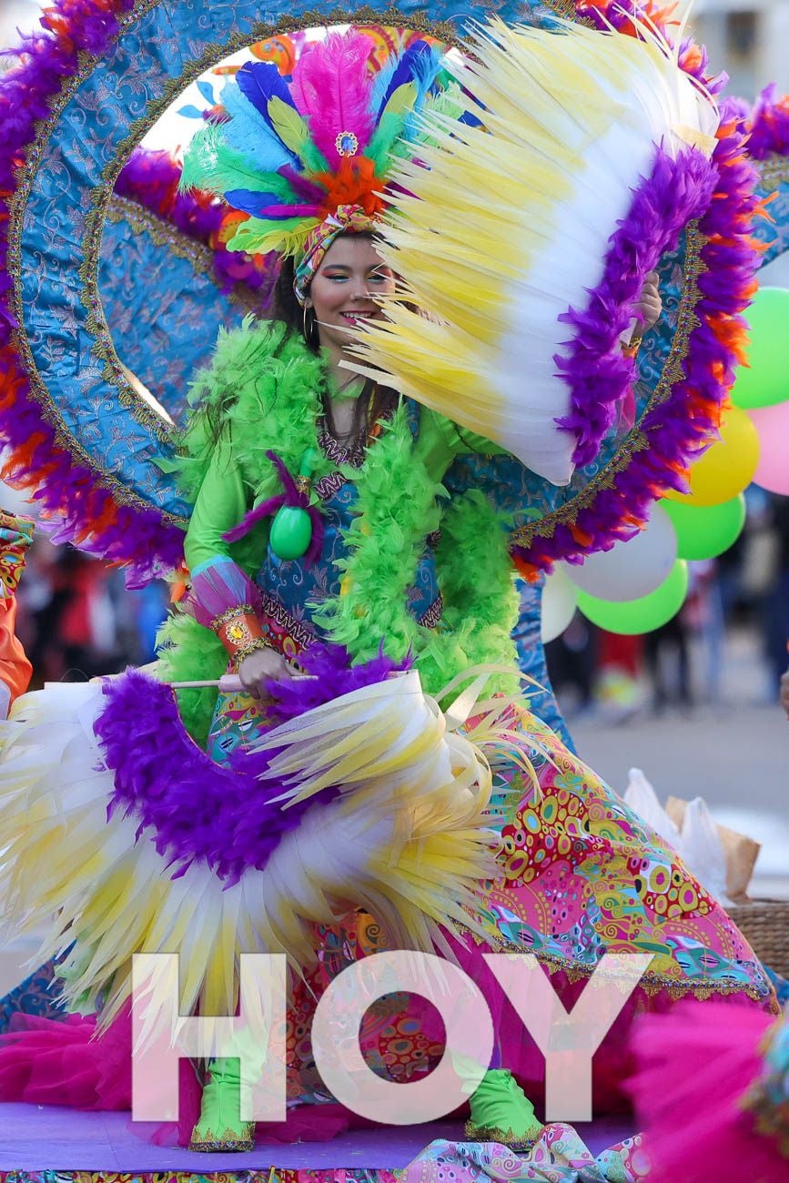 Fotos | Desfile de comparsas del Carnaval de Villanueva 2026 (I)