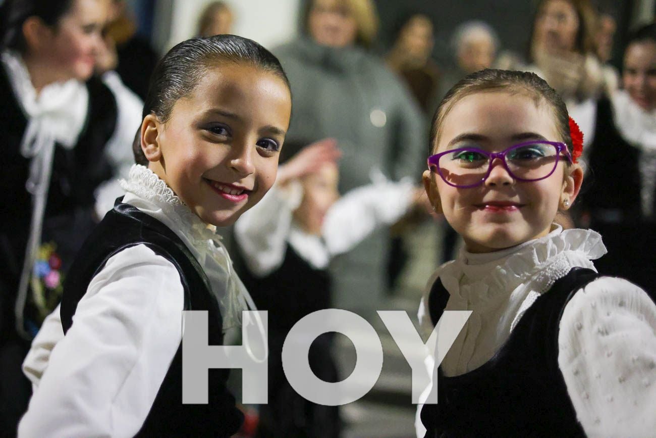 FOTOS | Tradicional Manteo del Pelele en Villanueva de la Serena