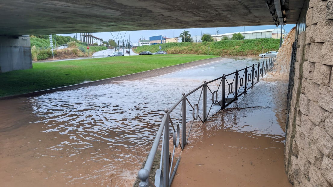 Numerosas incidencias por la lluvia en Villanueva de la Serena