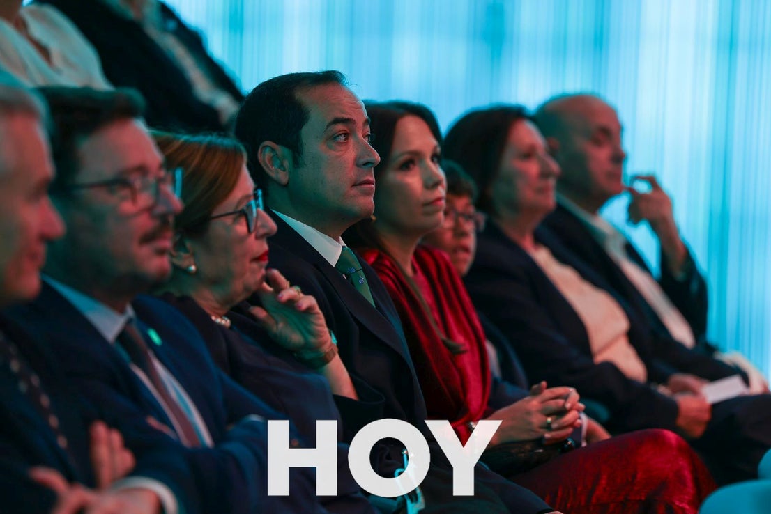 En imágenes: Atanasio Naranjo recibe la Medalla de la Ciudad