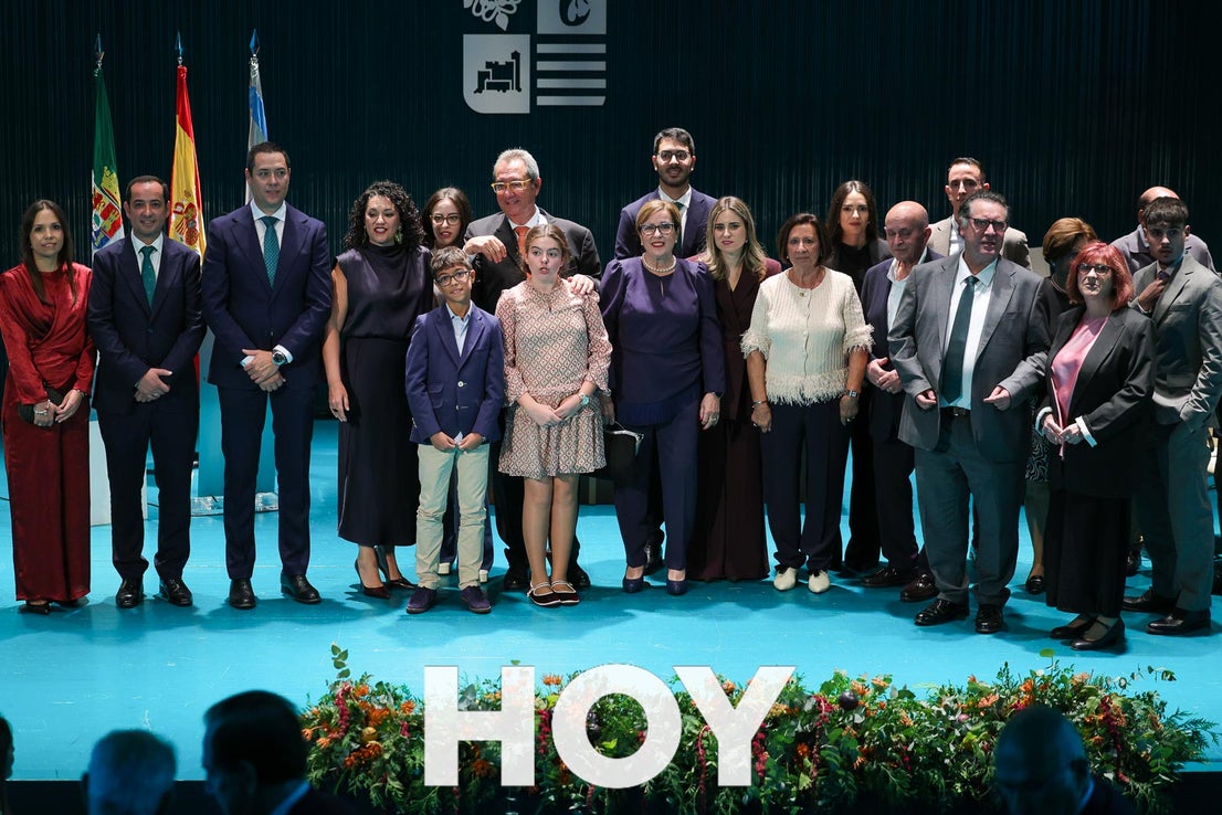 En imágenes: Atanasio Naranjo recibe la Medalla de la Ciudad