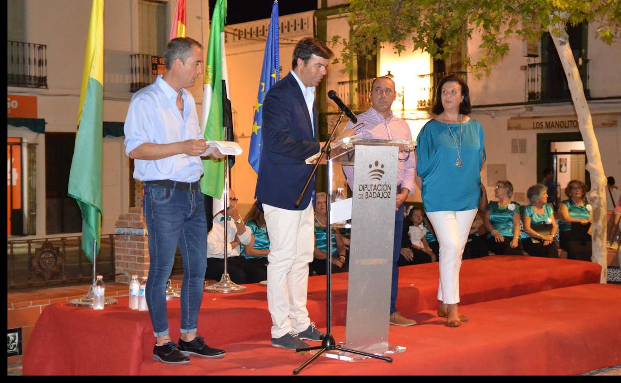 El ganador agradeció su premio.