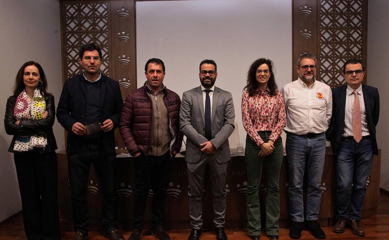 Asistentes a lapresentación de las rutas.