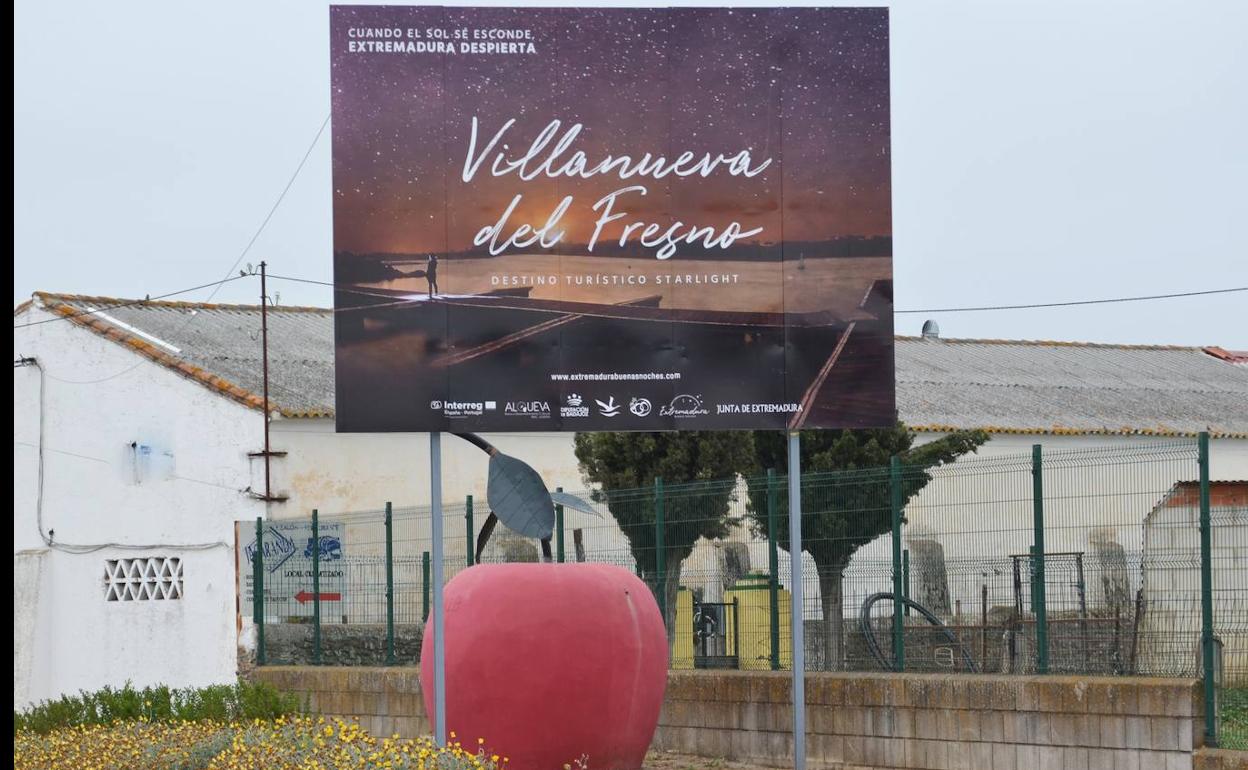 Cartel situado en la entrada de la localidad.