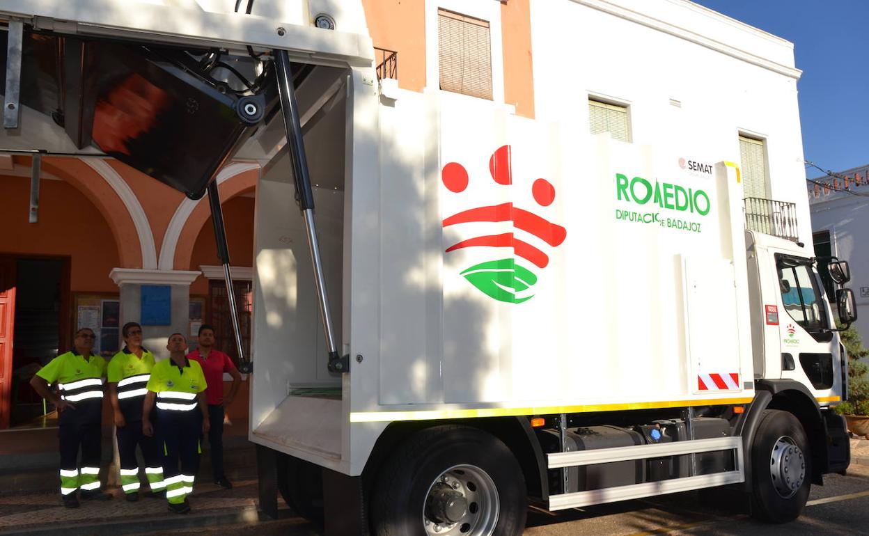 Promedio estudia cómo hacer combustible con aceite usado para sus camiones