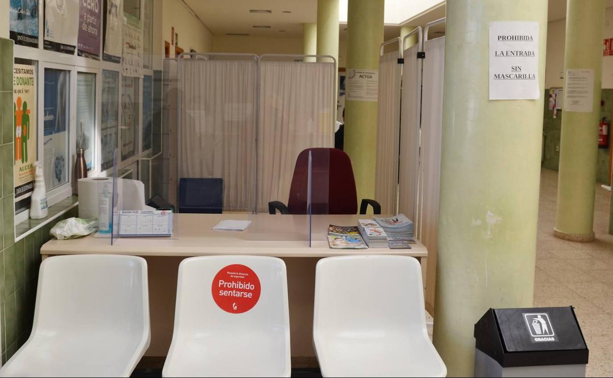Interior del Centro de Salud local.